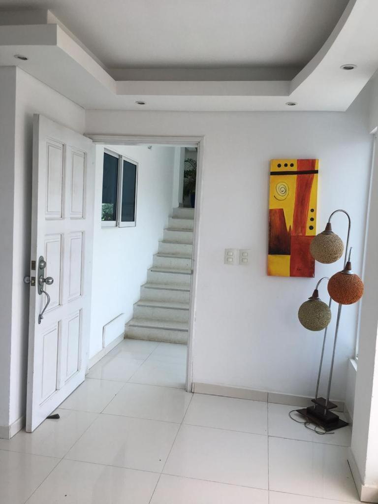 Valmar Apartamento *